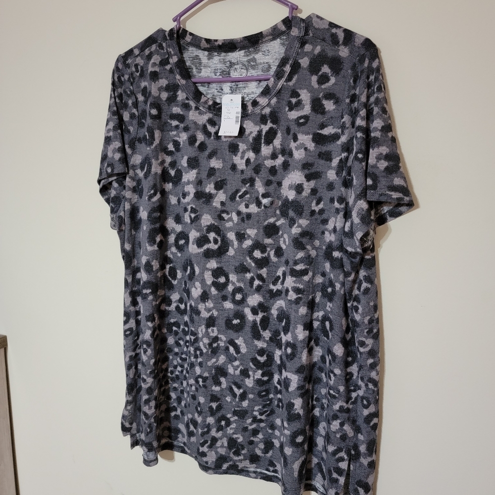 Maurices 24/7 plus size 0 top
